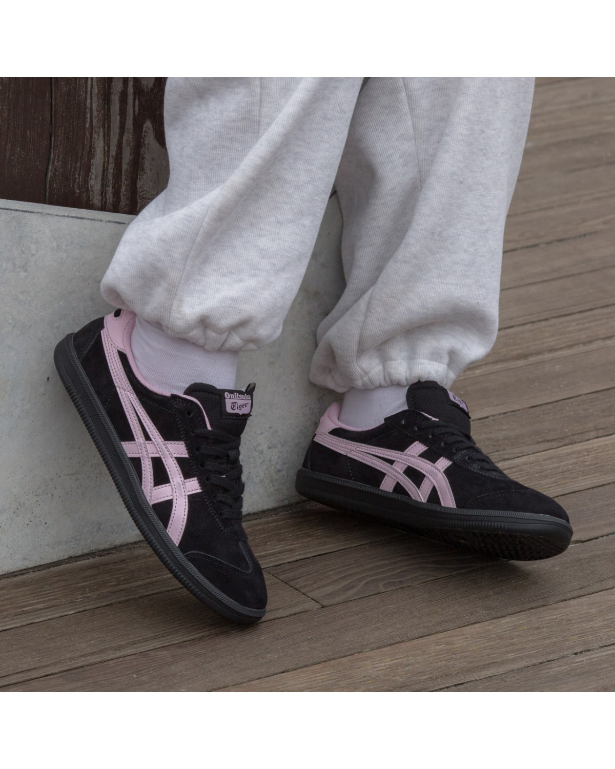 Asics Onitsuka Tiger Black Pink Asics Onitsuka Tiger Black Pink