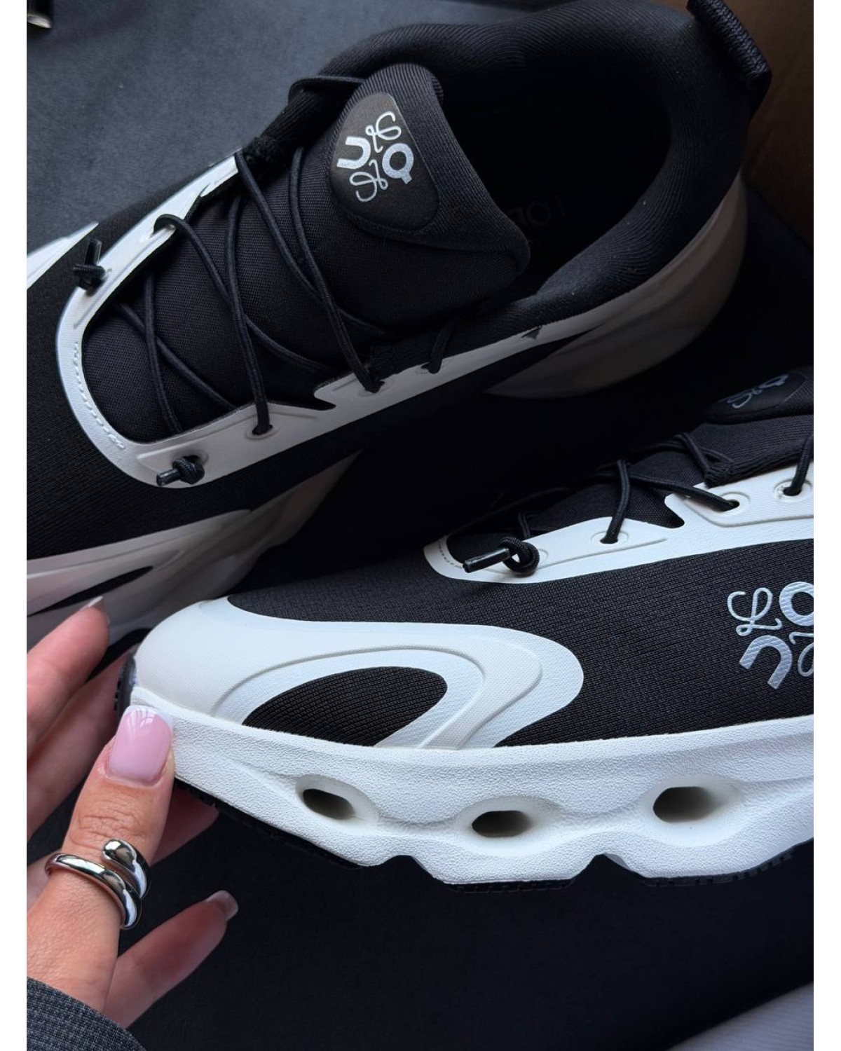 On Cloudsolo x Loewe White/Black