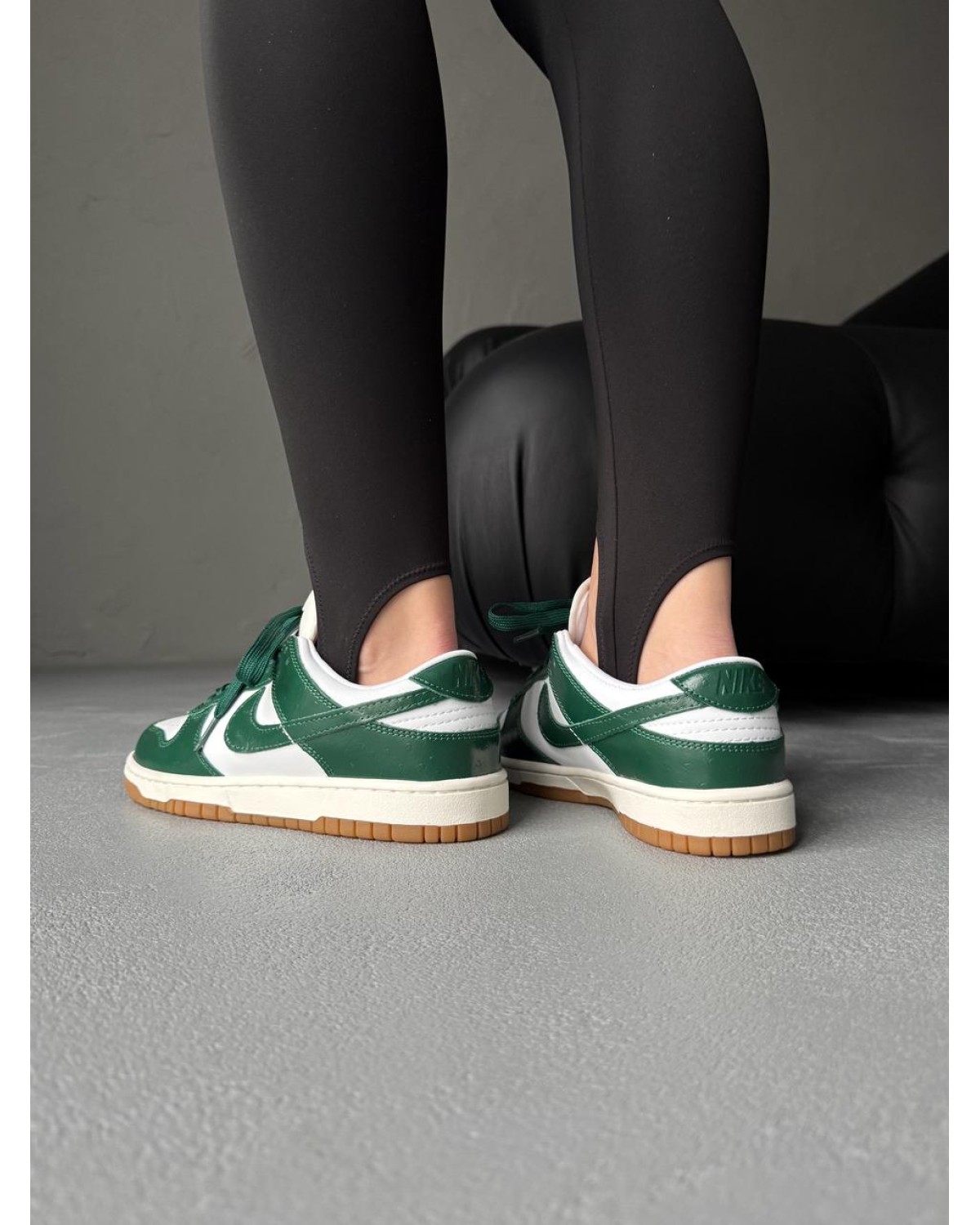 Nike Dunk Low LX Green Ostrich Nike Dunk Low LX Green Ostrich