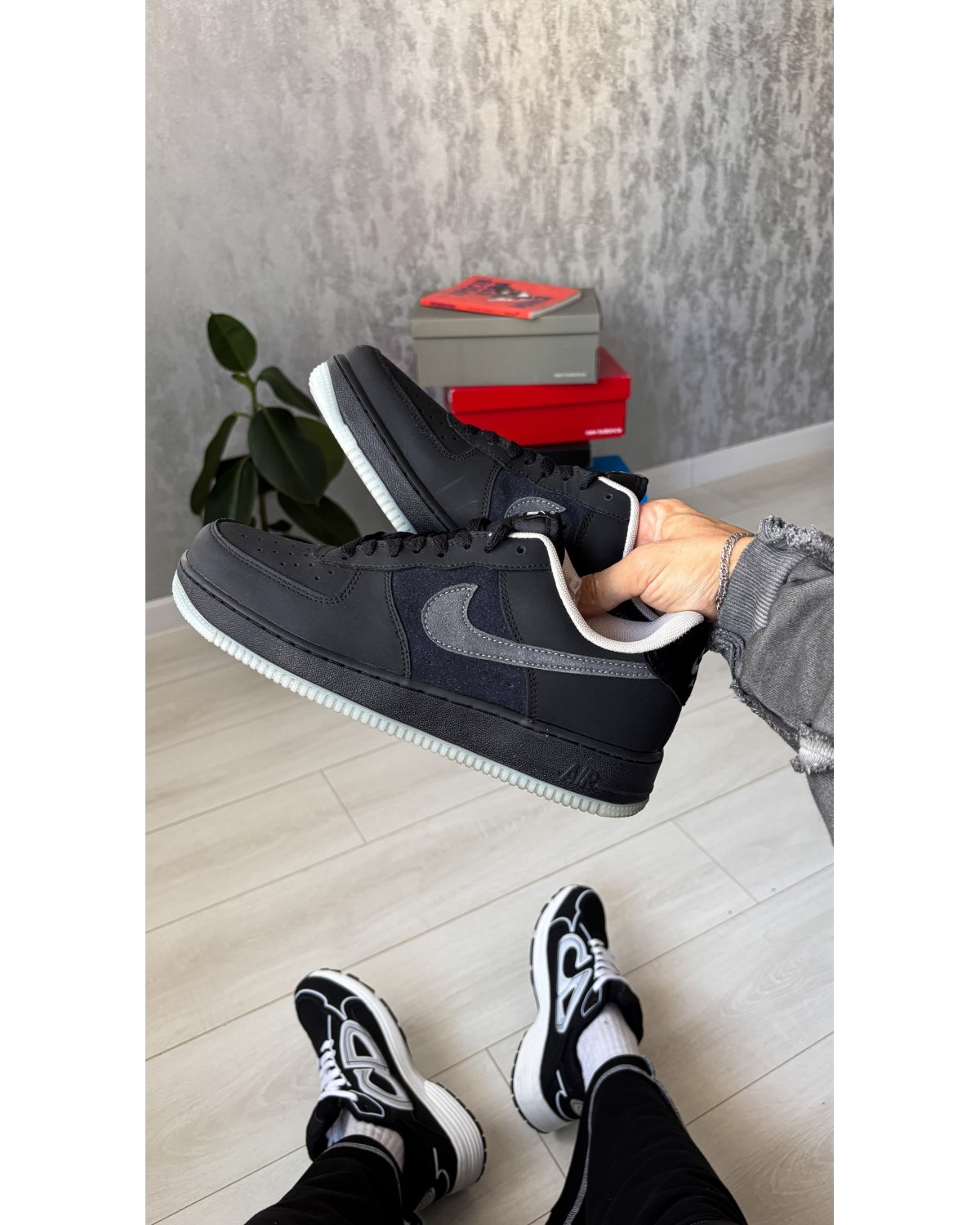 Nike Air Force 1 Low Black/Anthracite Nike Air Force 1 Low Black/Anthracite