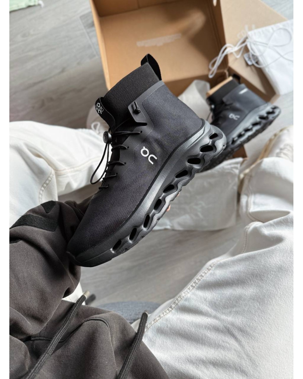 On Cloudtilt Hi Loewe Black On Cloudtilt Hi Loewe Black