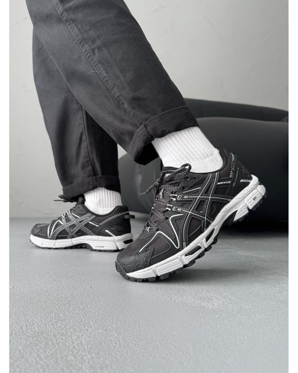Asics Gel-Kahana 8 Gore-Tex Black White
