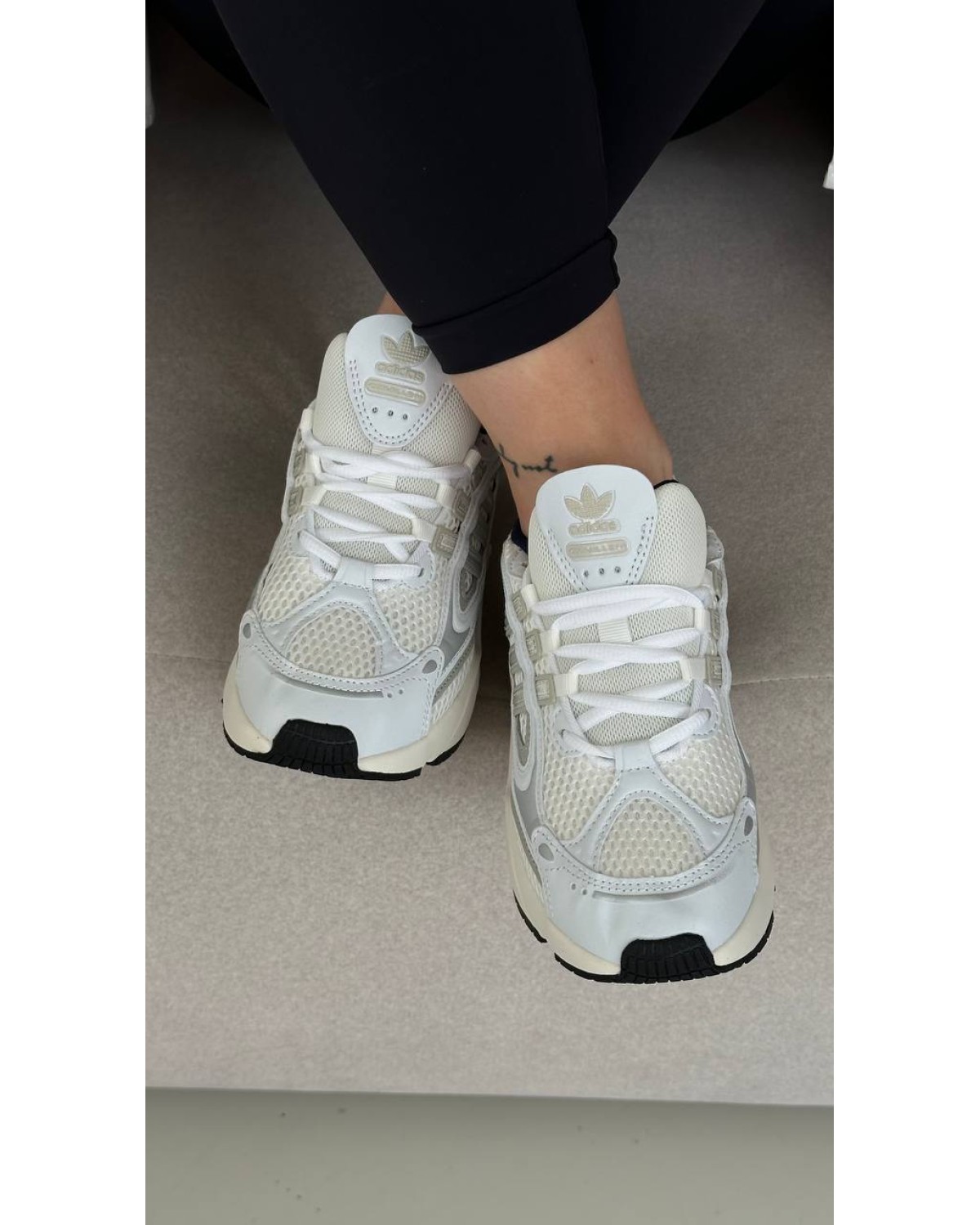 Adidas Ozmillen White Beige Adidas Ozmillen White Beige