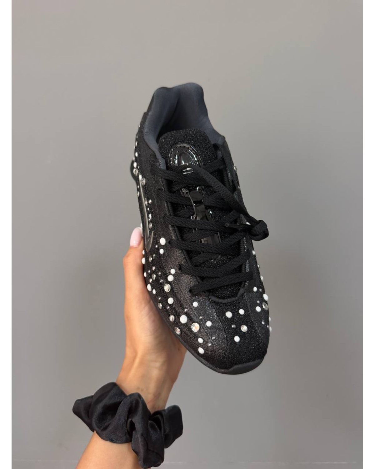 Nike Shox R4 Black Pearl Rhinestone Nike Shox R4 Black Pearl Rhinestone