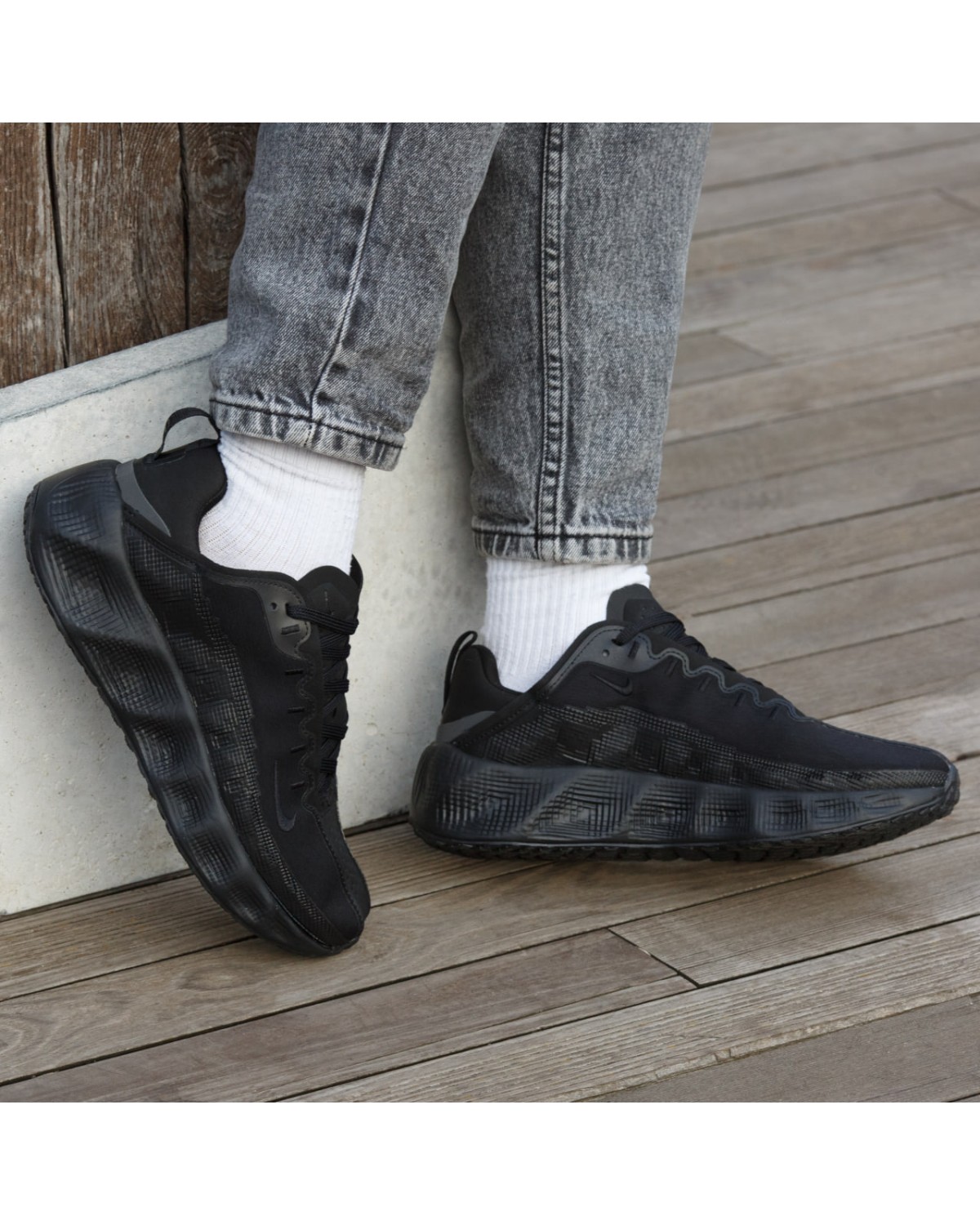 Nike Ava Rover All Black Nike Ava Rover All Black