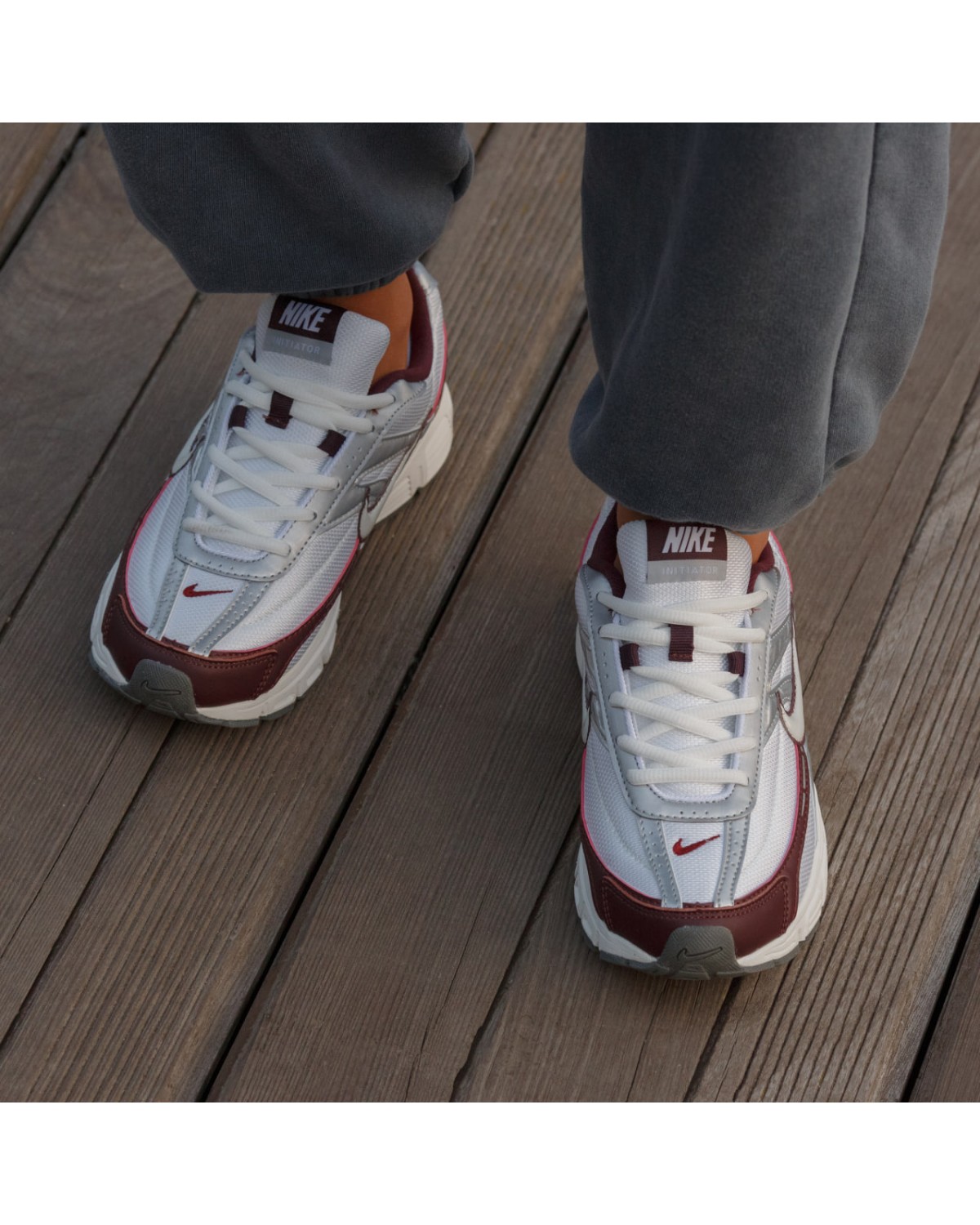 Nike Initiator White Burgundy Crush Nike Initiator White Burgundy Crush