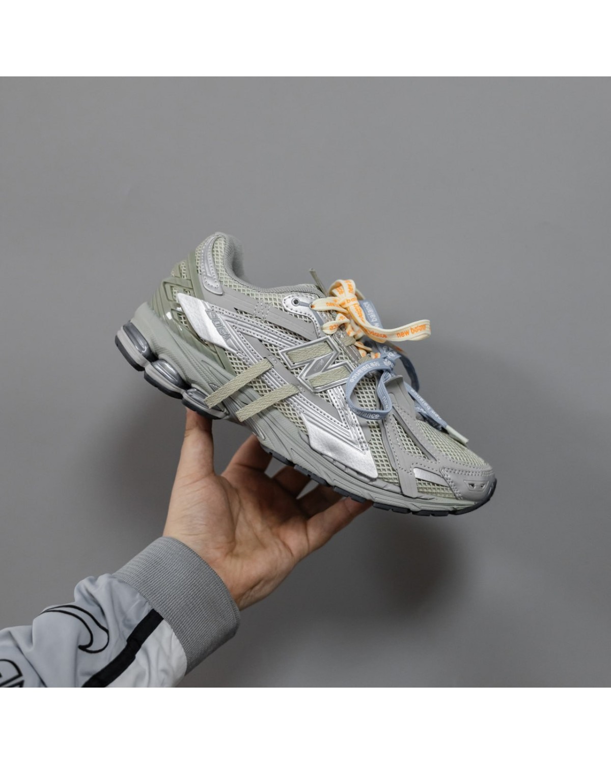 New Balance 1906A Grey