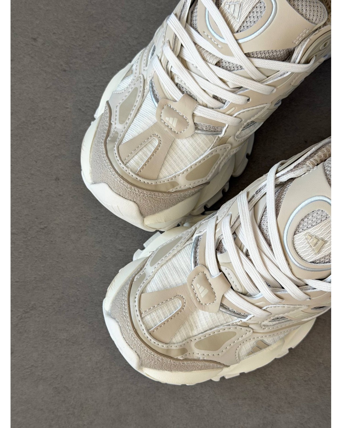 Adidas Vento XLG Deluxe Beige