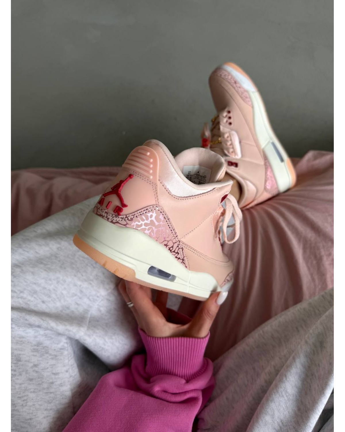 Nike Air Jordan 3 Treat Yourself 