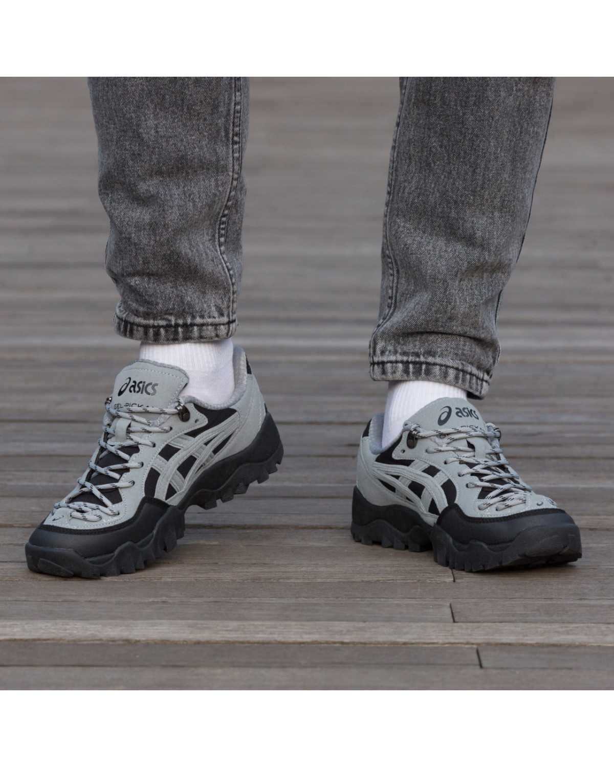 Asics Gel-Pickax Silver