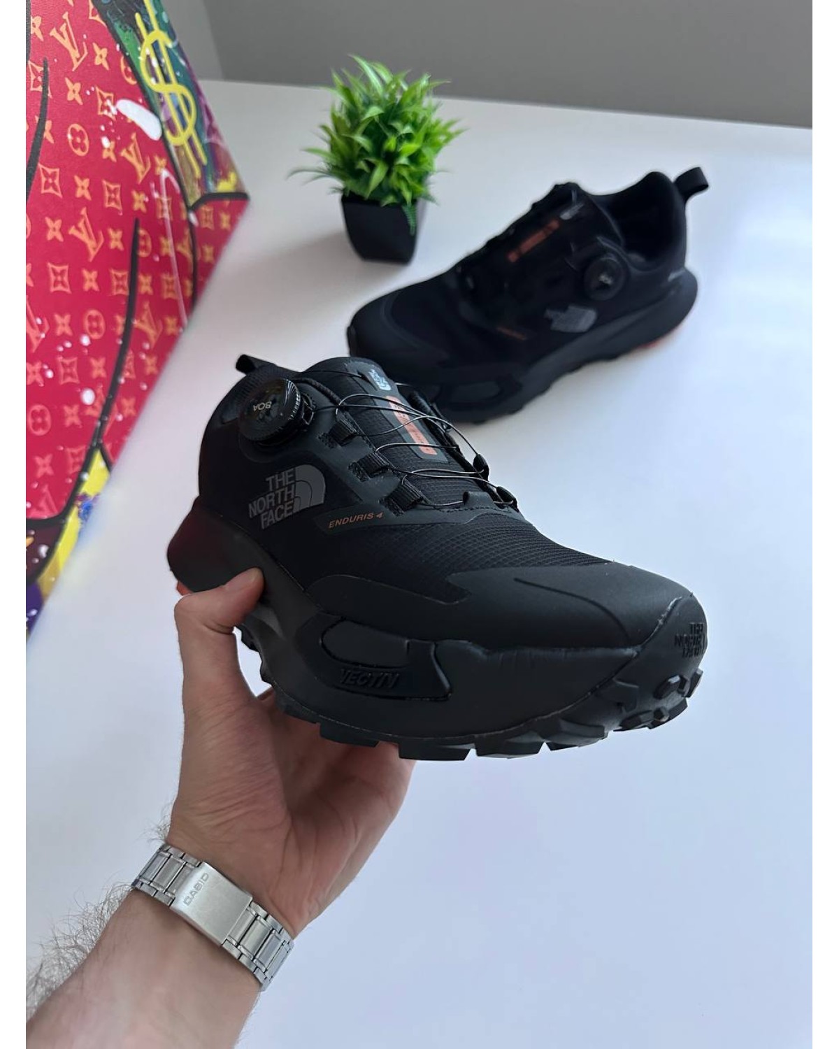 The North Face Vectiv Enduris BOA Gore-tex 4 Black orange