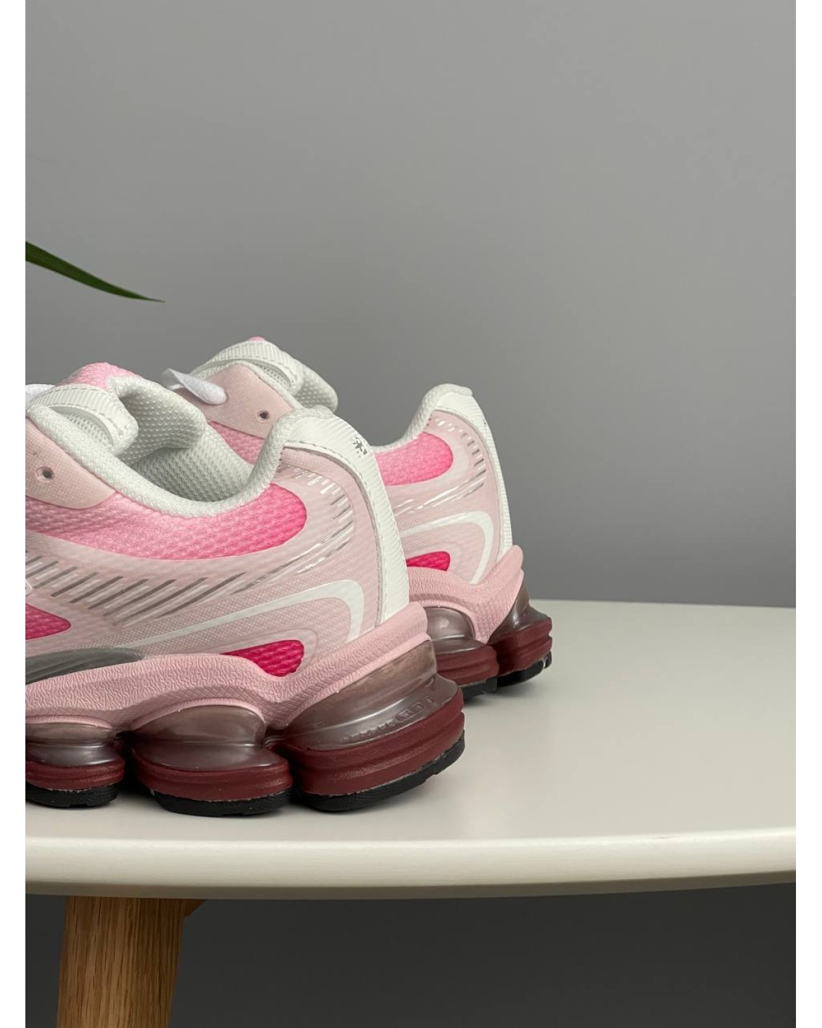 New Balance 2000 White Grey Pink