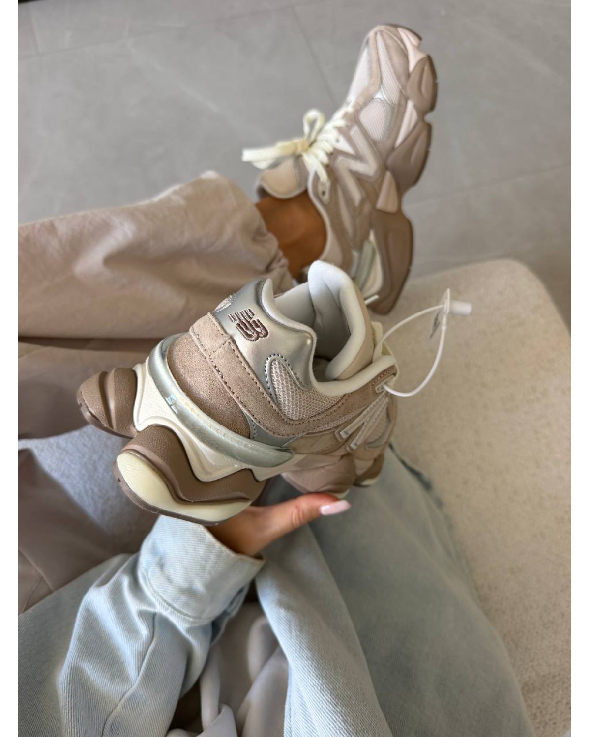 New Balance 9060 Beige/Silver