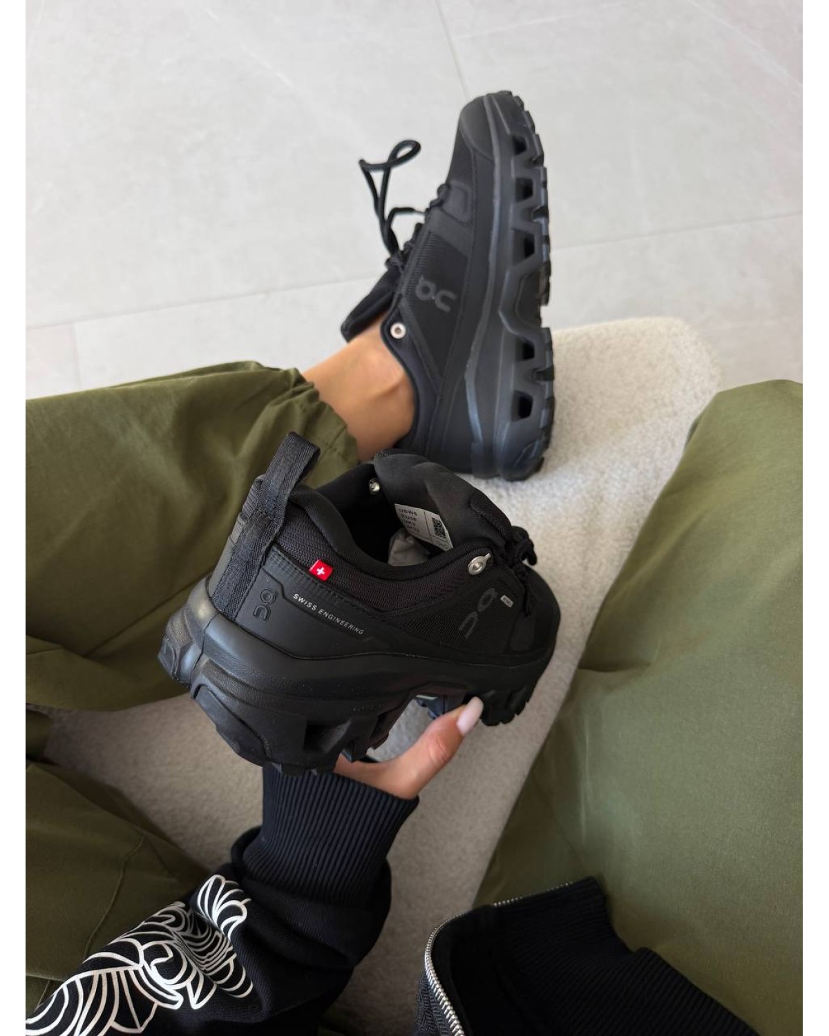 On Cloudrock Waterproof Full Black