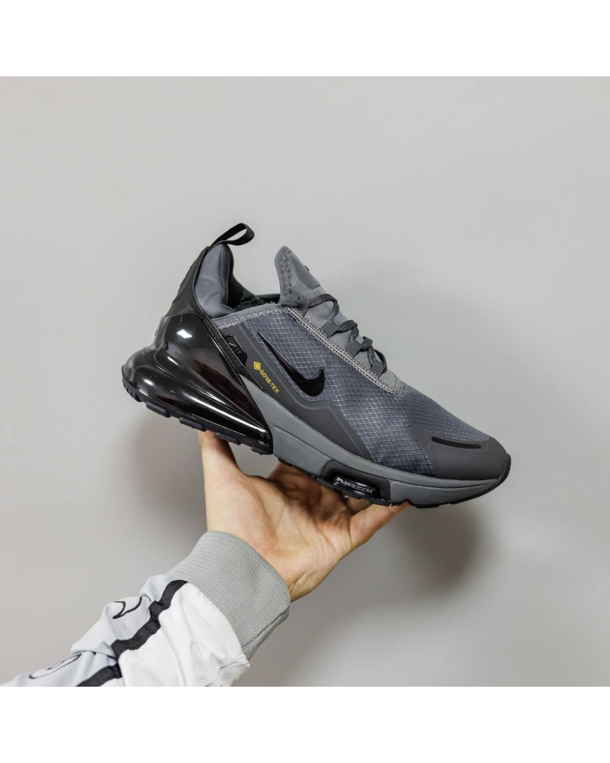 Nike Air Max 270 Gore-Tex