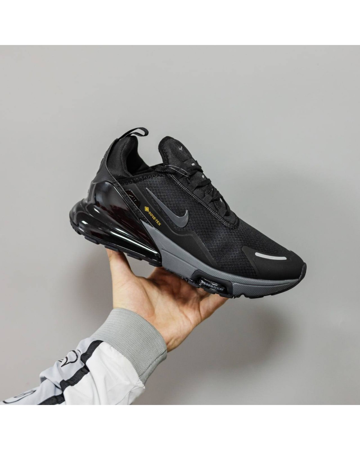 Nike Air Max 270 Gore-Tex