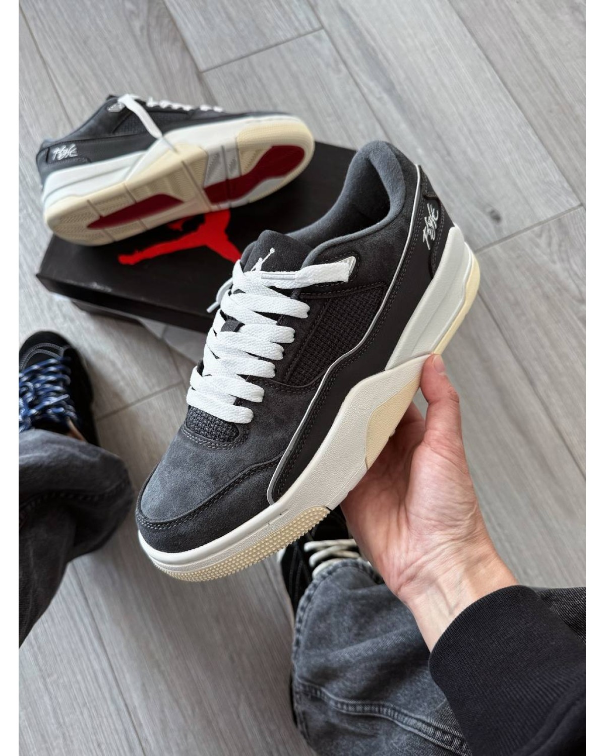 Air Jordan Flight Court Grey