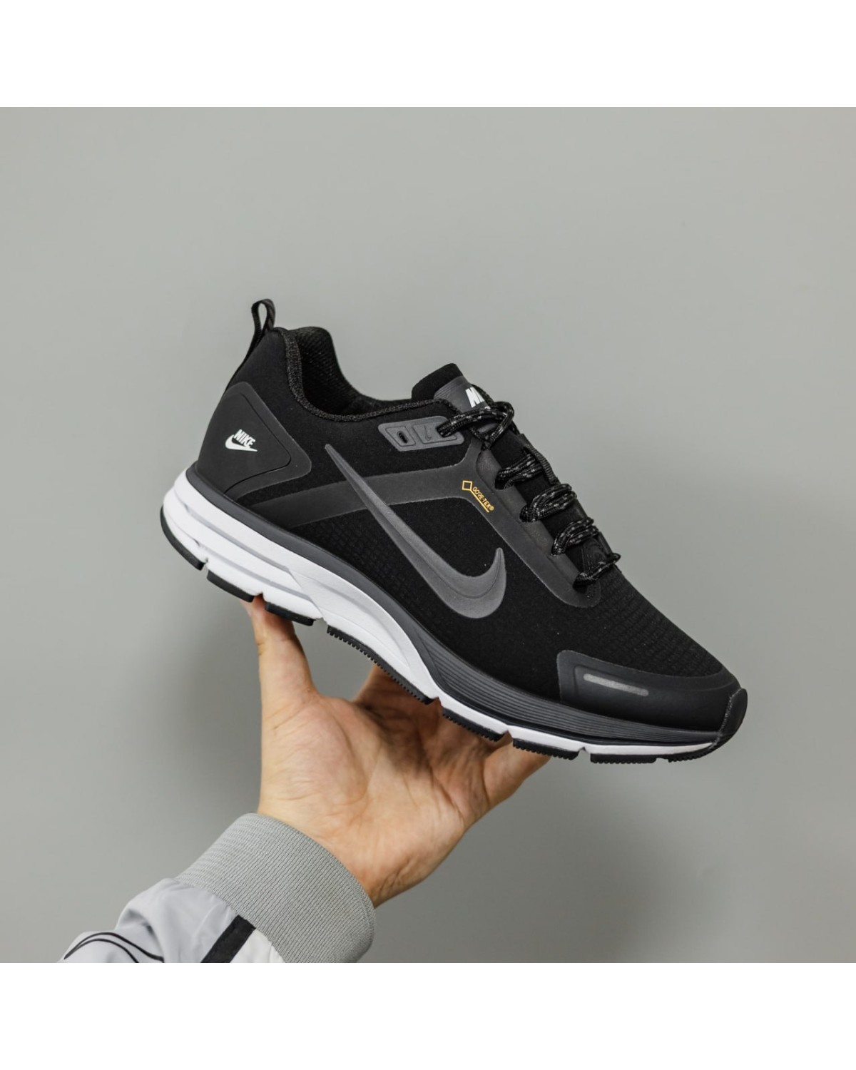 Nike Zoom Structure Shield 17 Gore-Tex