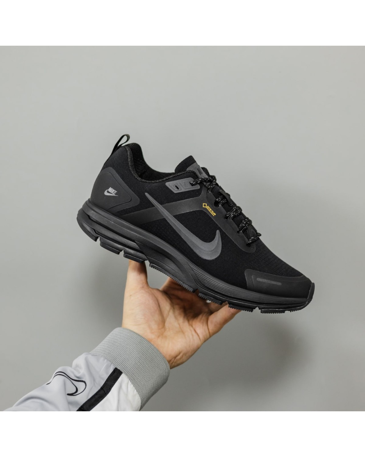 Nike Zoom Structure Shield 17 Gore-Tex