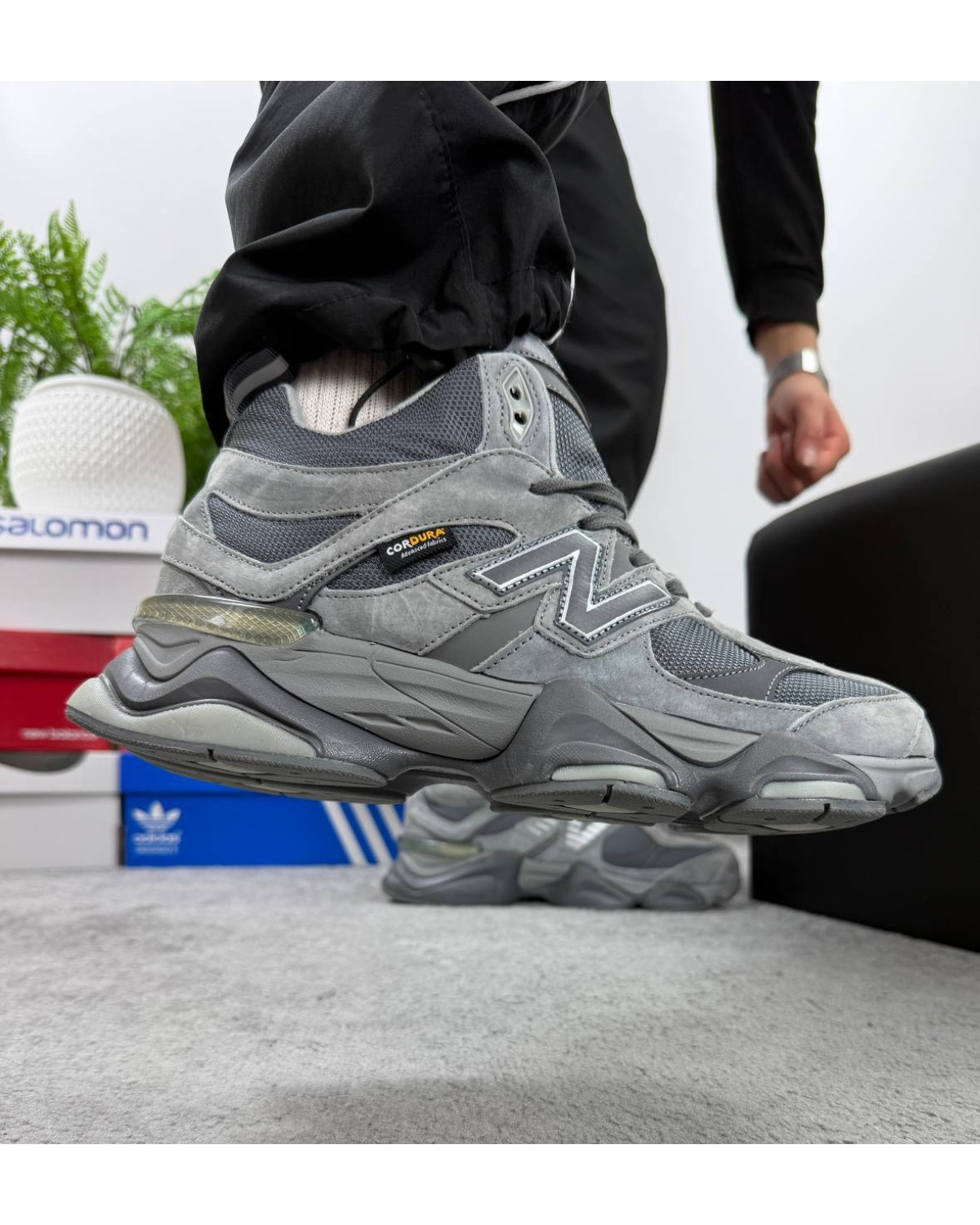 New Balance 9060 Grey