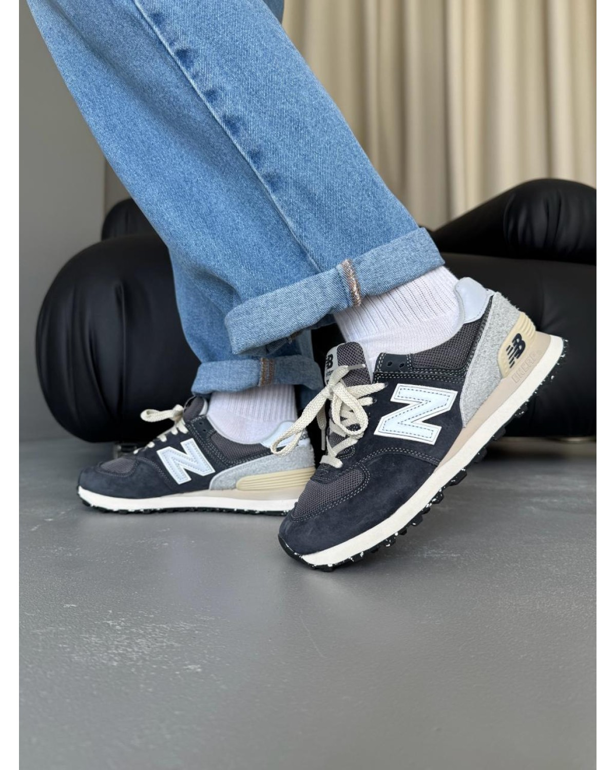 New Balance 574 Dark Grey/Beige