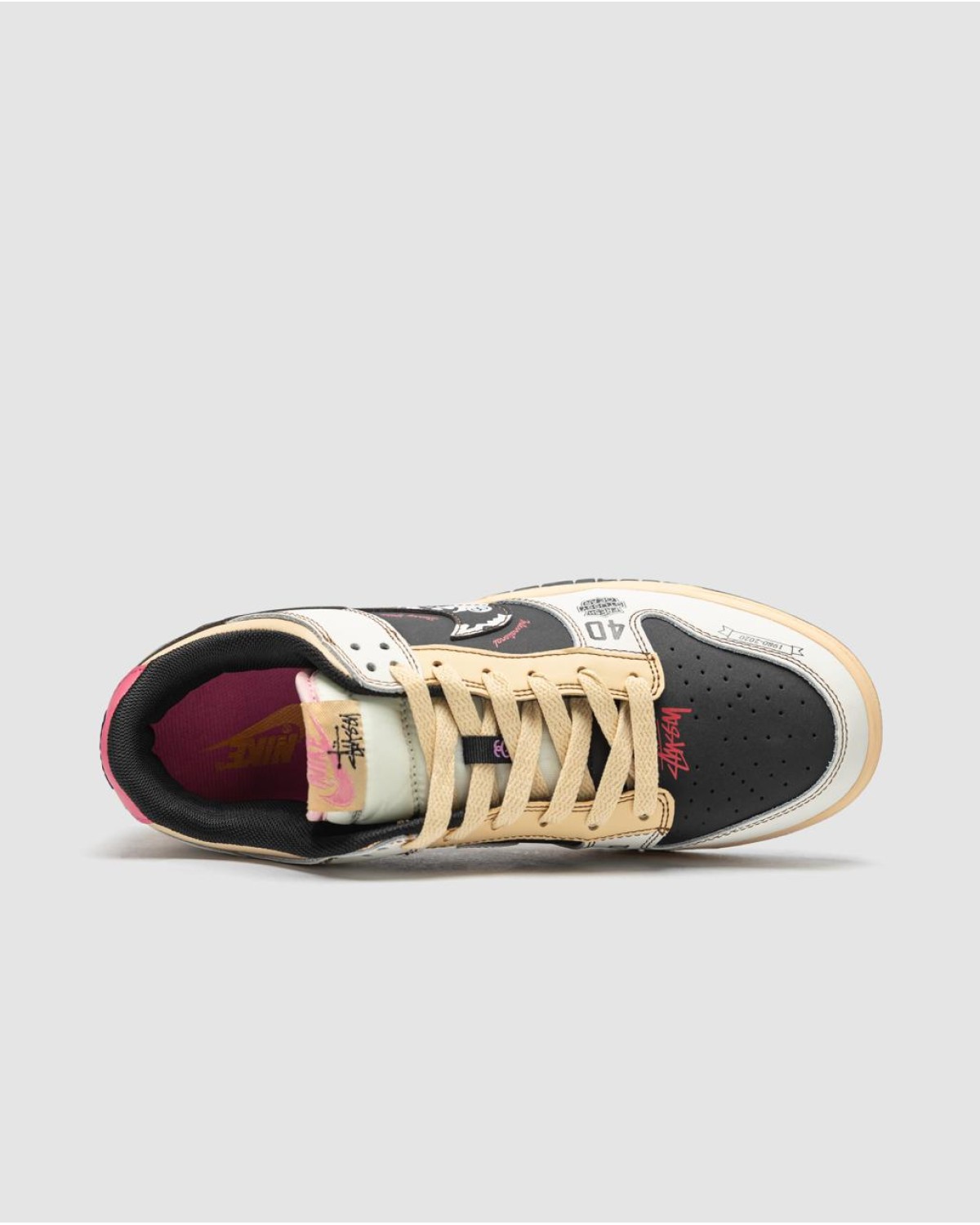 Nike SB Dunk Low x Stussy 40th Brown Grey Beige Nike SB Dunk Low x Stussy 40th Brown Grey Beige