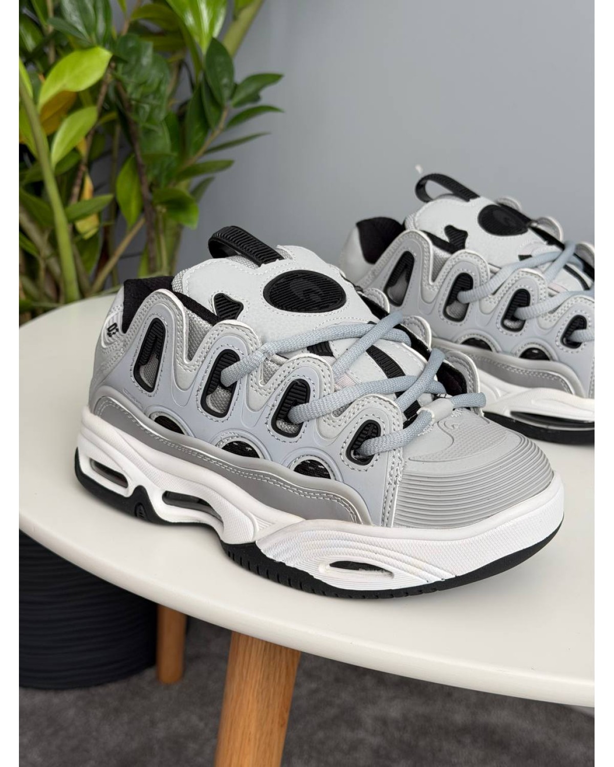 Osiris D3 2001 Grey Osiris D3 2001 Grey