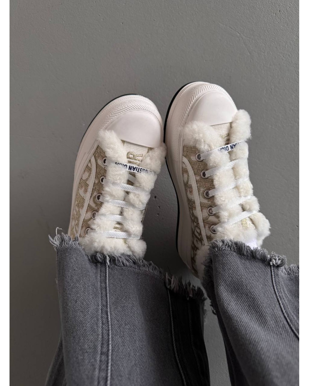 Christian Dior Wal’n Dior Fur White / Gold