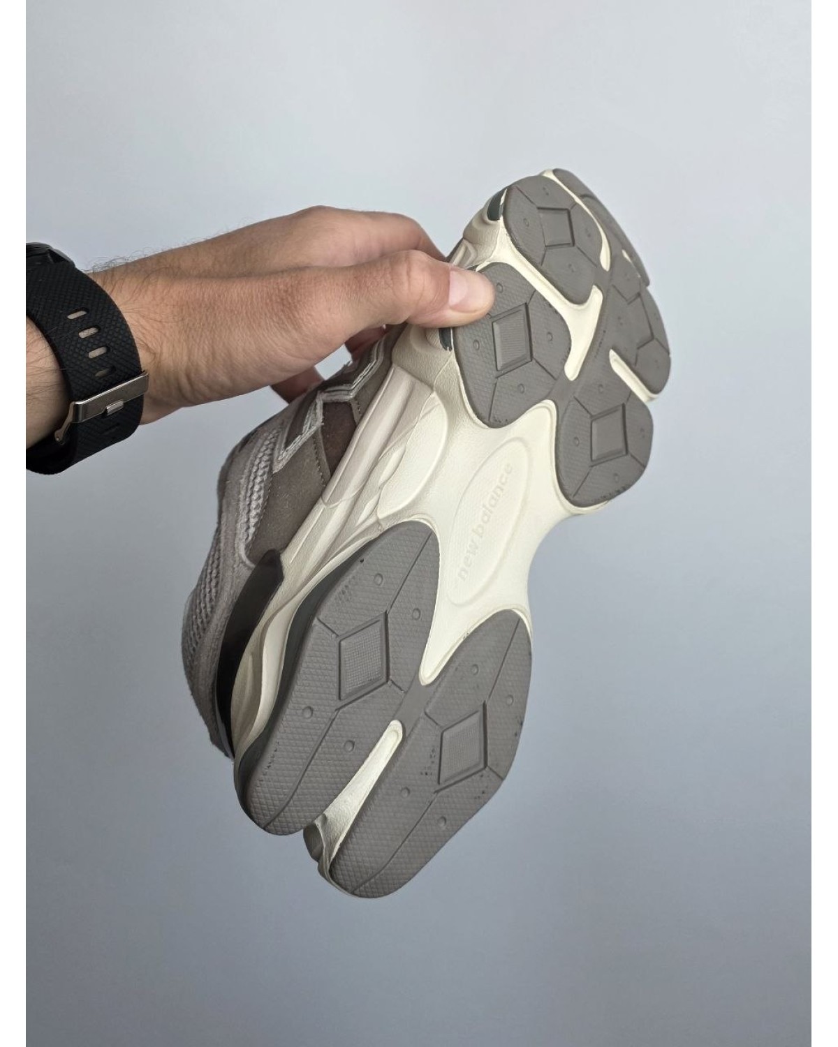 New Balance 9060 Gore-Tex Taupe/Beige New Balance 9060 Gore-Tex Taupe/Beige