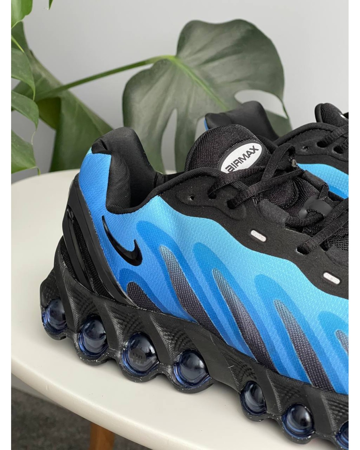 Nike Air Max DN8 Black Hyper Royal