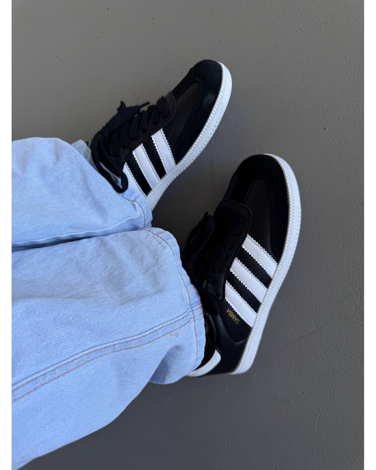 Adidas Samba Black / White Sole