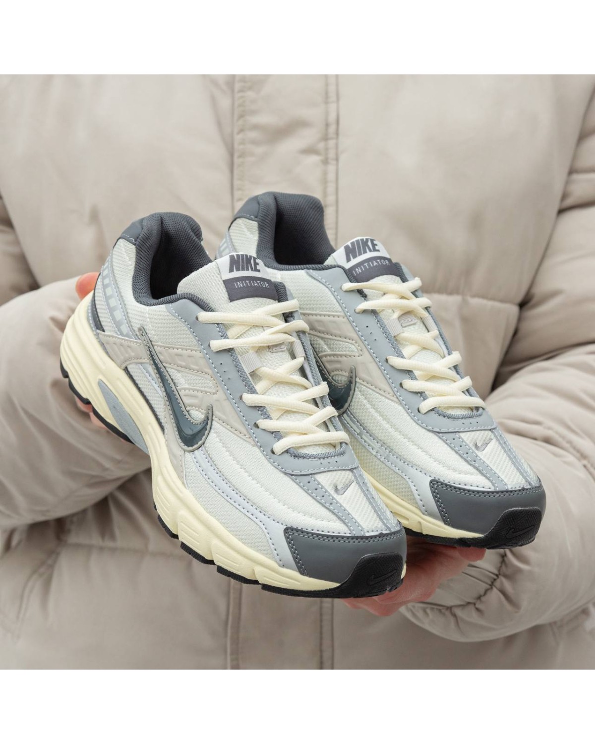Nike Initiator Beige Grey