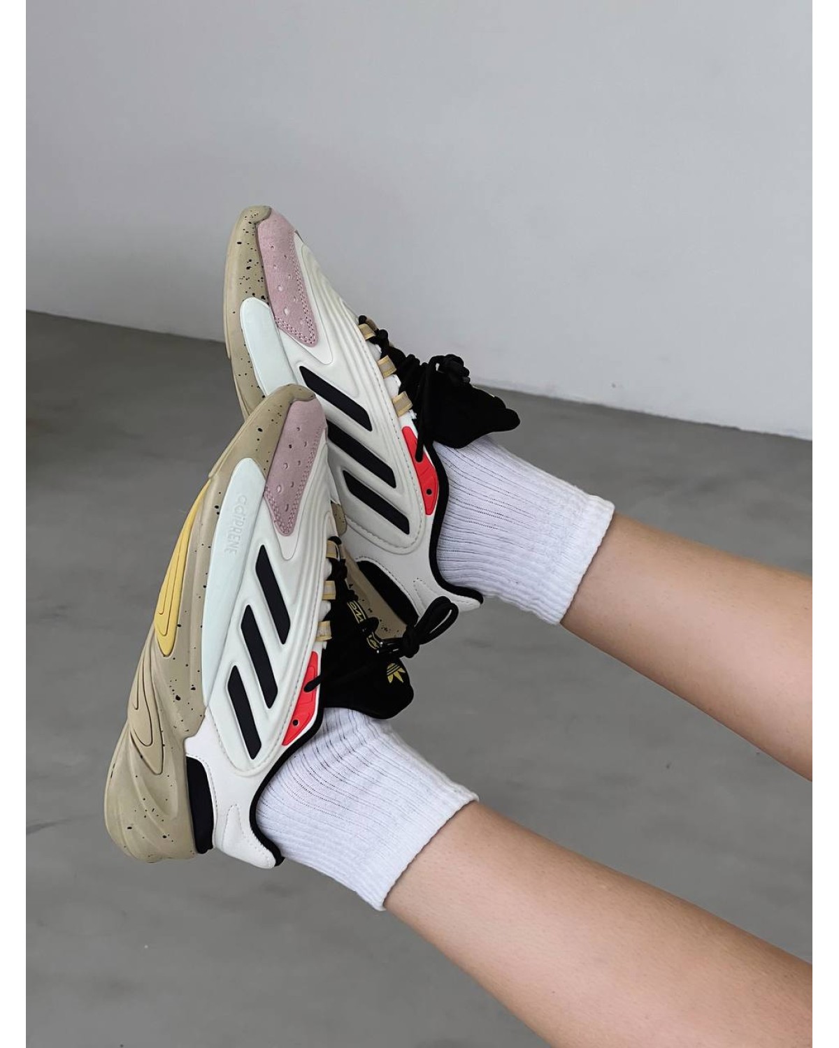 Adidas Ozelia Grey
