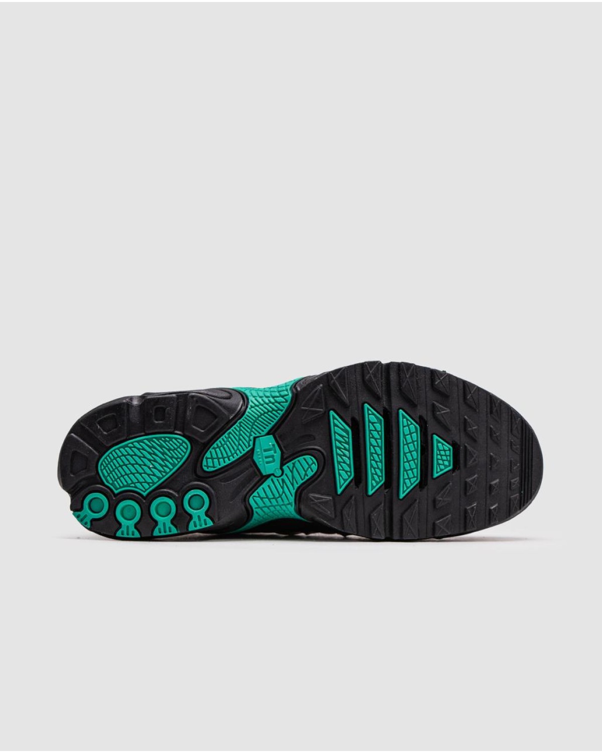 Nike Air Max TN x Supreme Black Galactic Jade