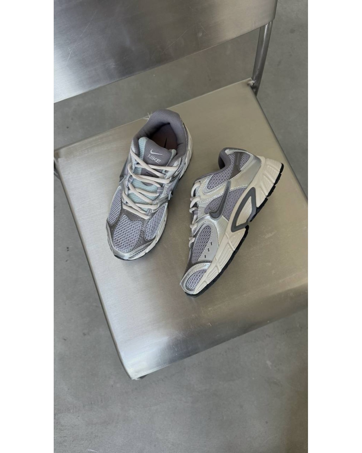 Nike V5 RNR Premium
