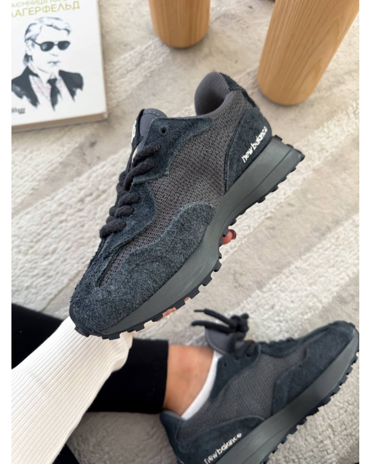 New Balance 327 Black