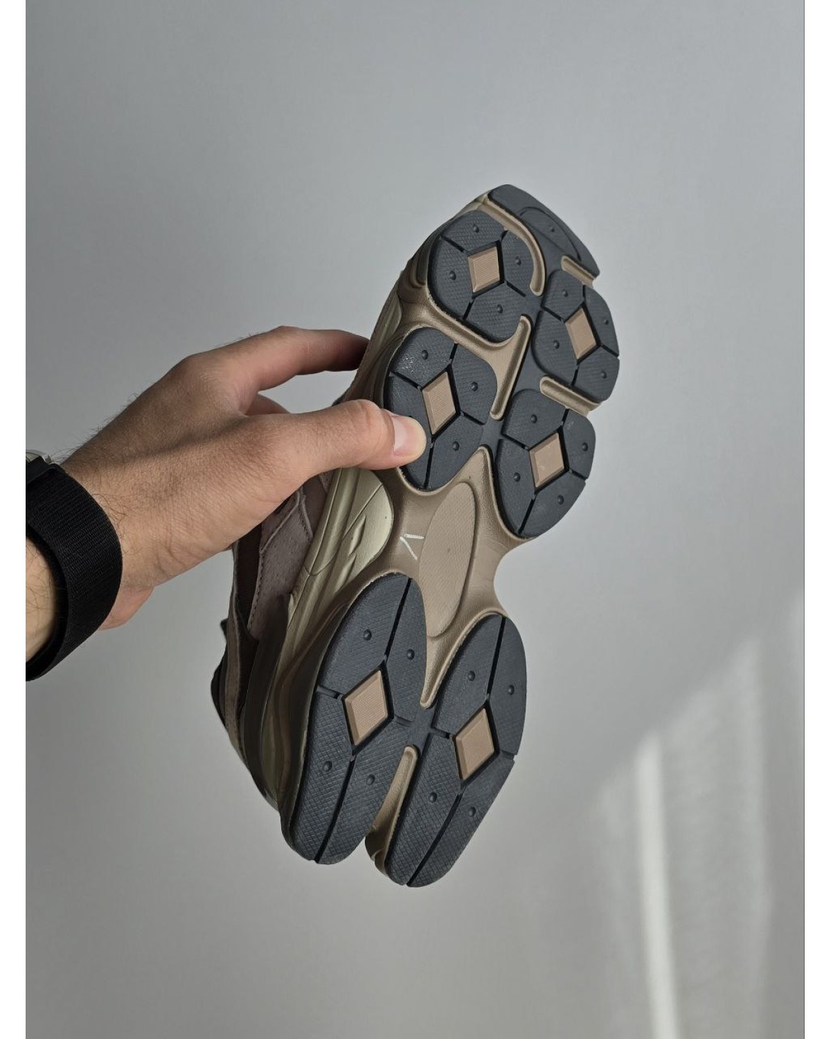 New Balance 9060 Gore-Tex