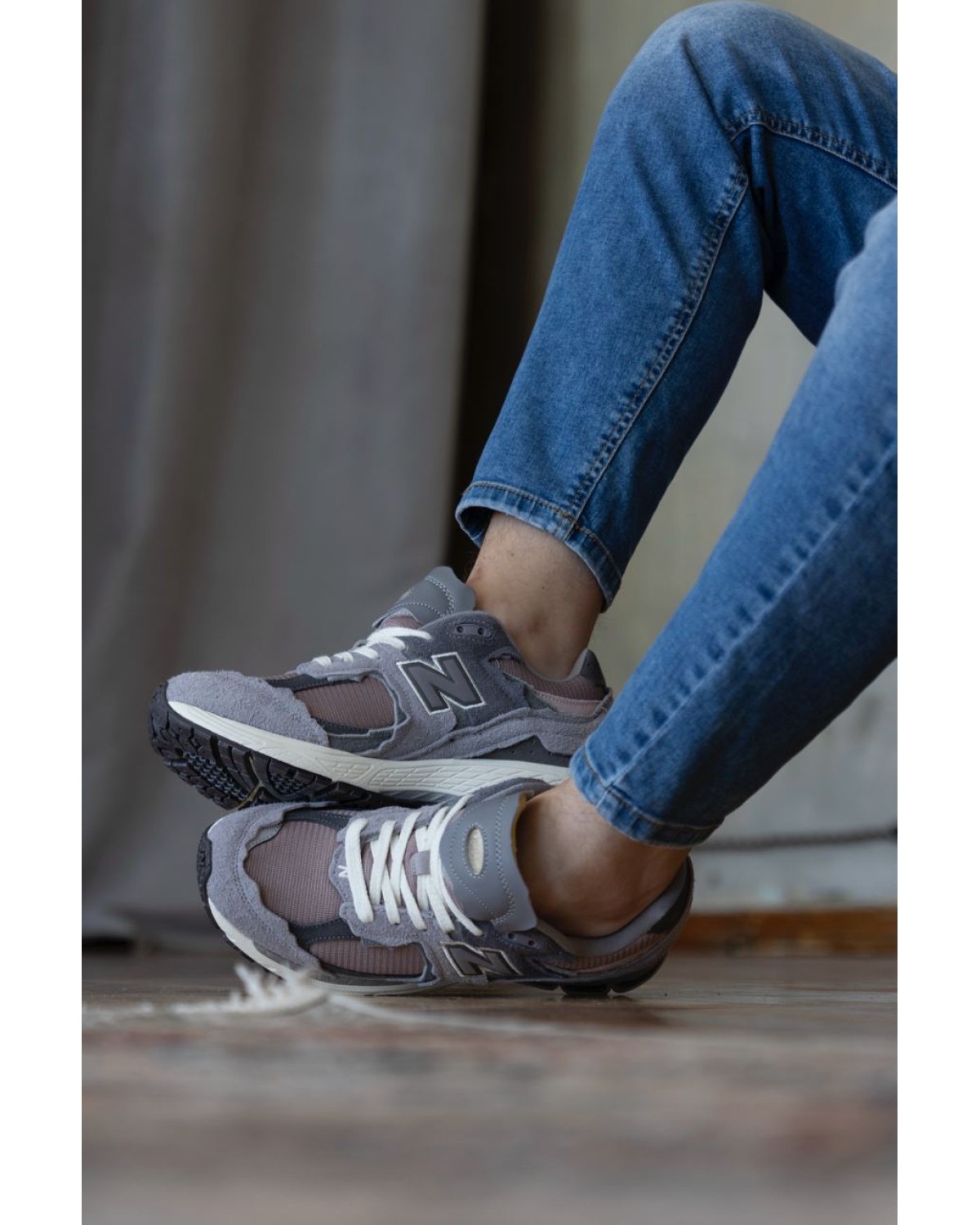 New Balance 2002R