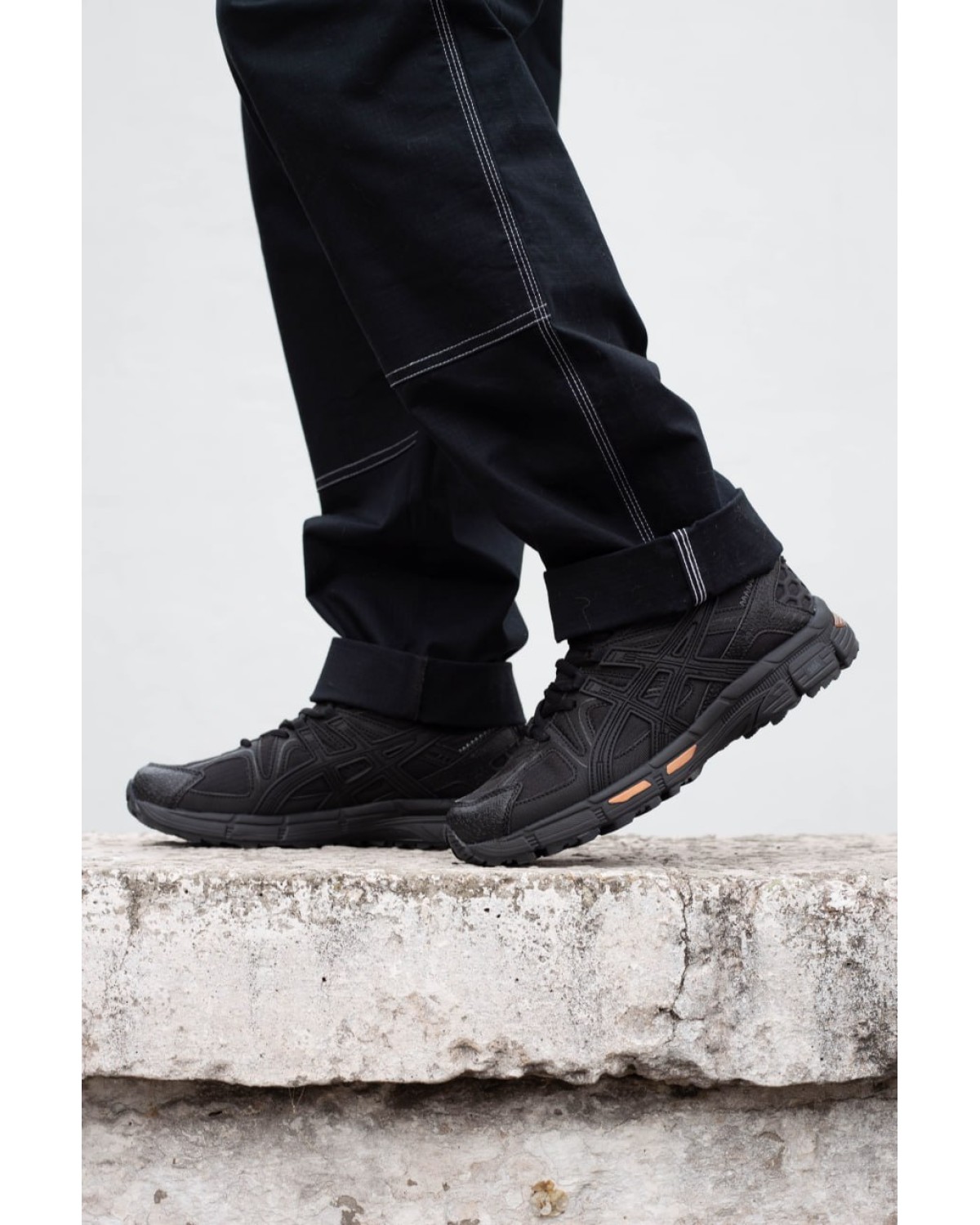 Asics Gel-Kahana 8 Black Waterproof Asics Gel-Kahana 8 Black Waterproof