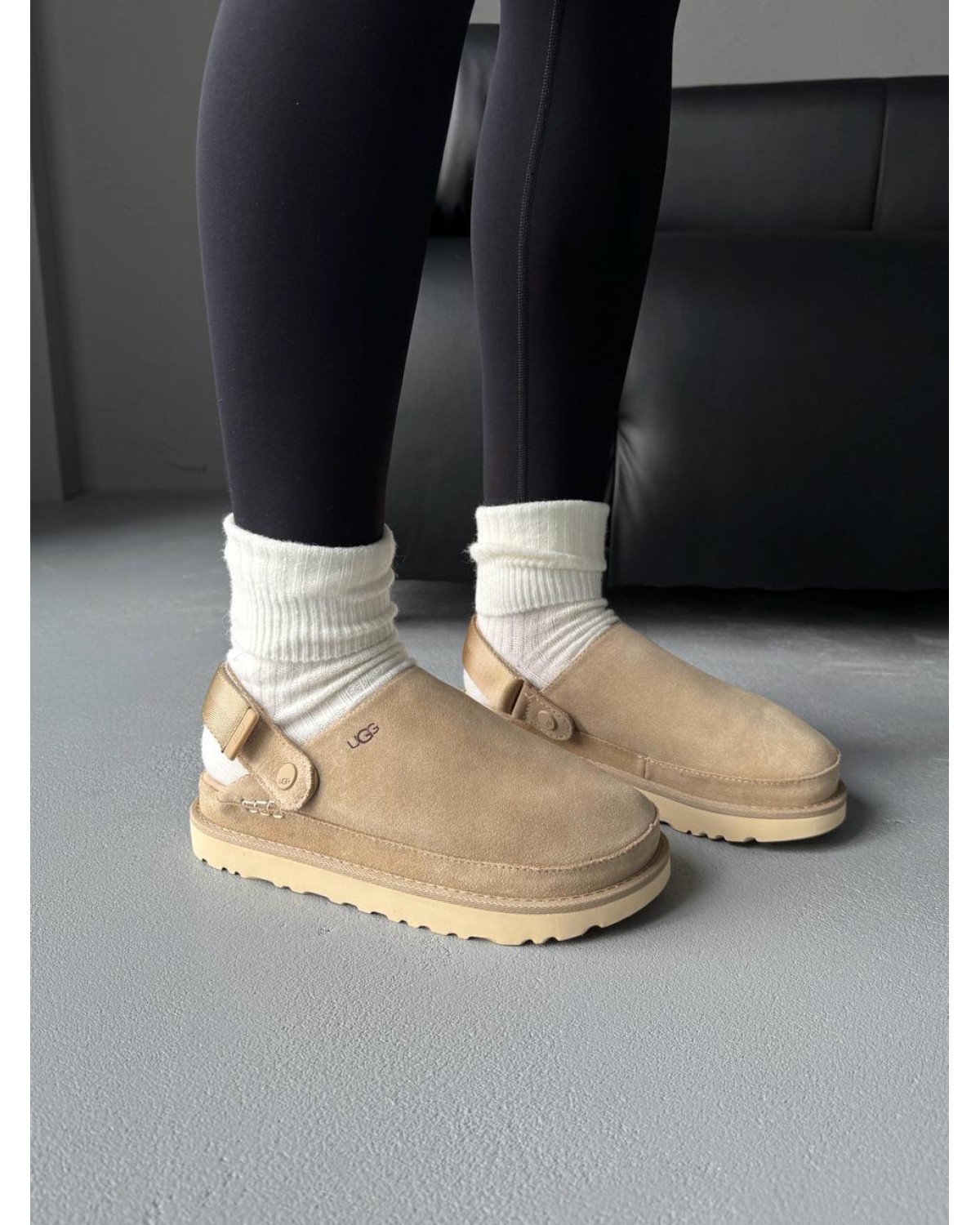 Ugg Goldenstar Clog Beige