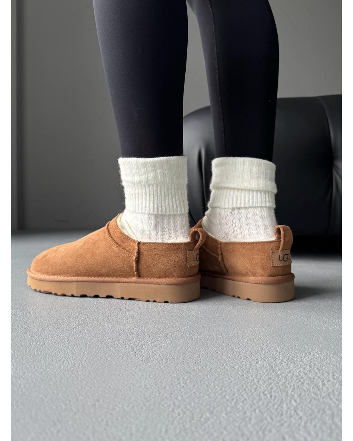 UGG Classic  Micro Boot Chectnut