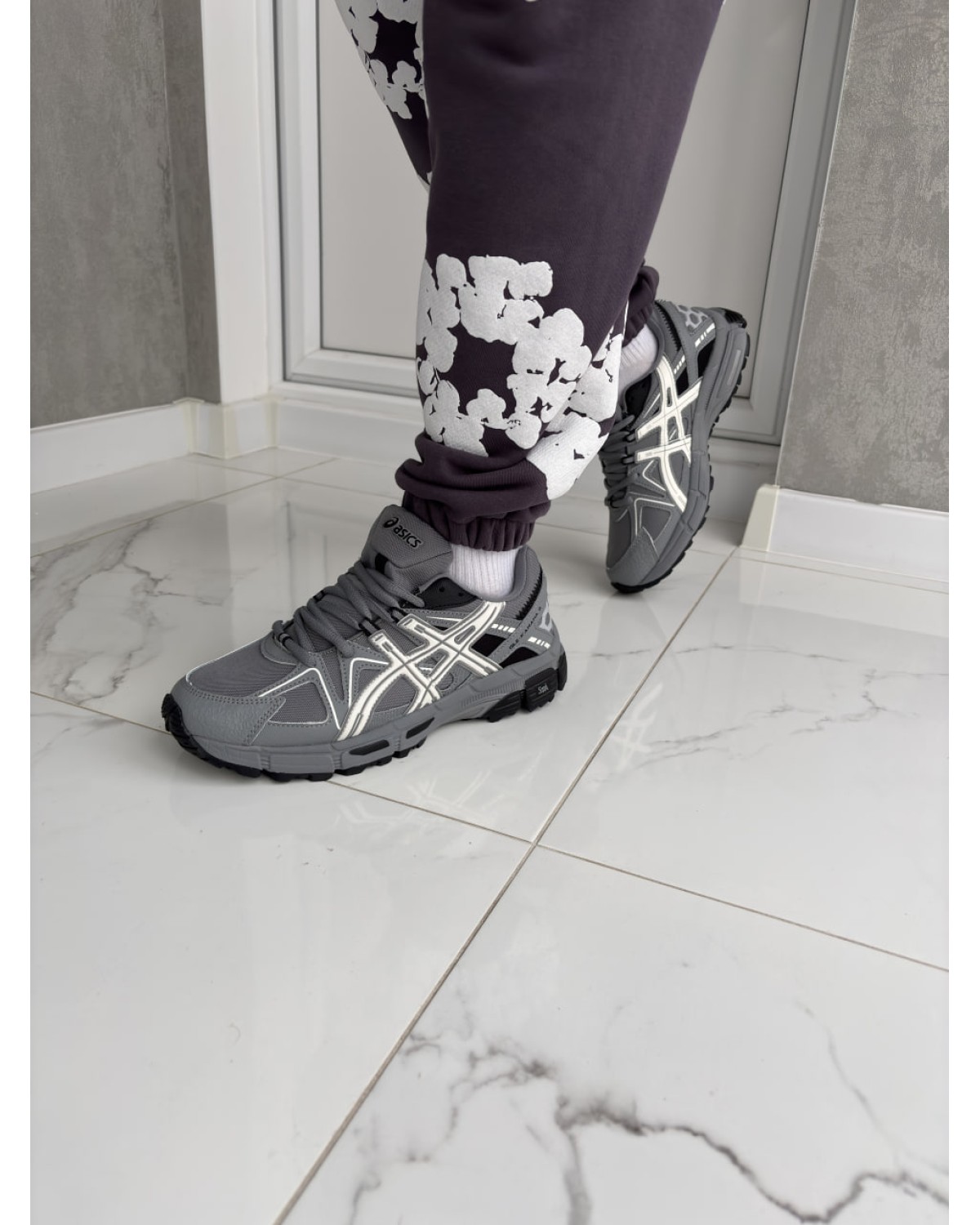 Asics Gel Kahana 8 Gray Termo Asics Gel Kahana 8 Gray Termo