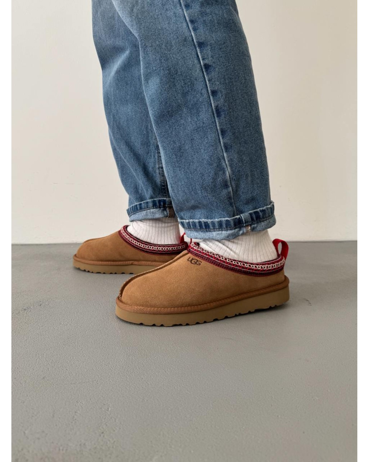 UGG Tasman