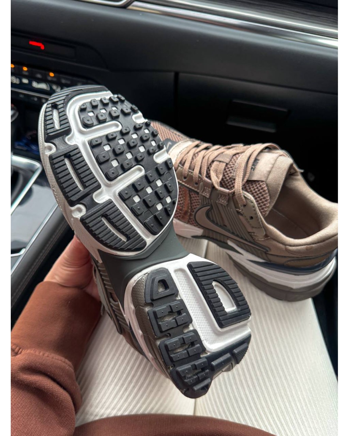 Nike V2k Runtekk Mink Brown Nike V2k Runtekk Mink Brown