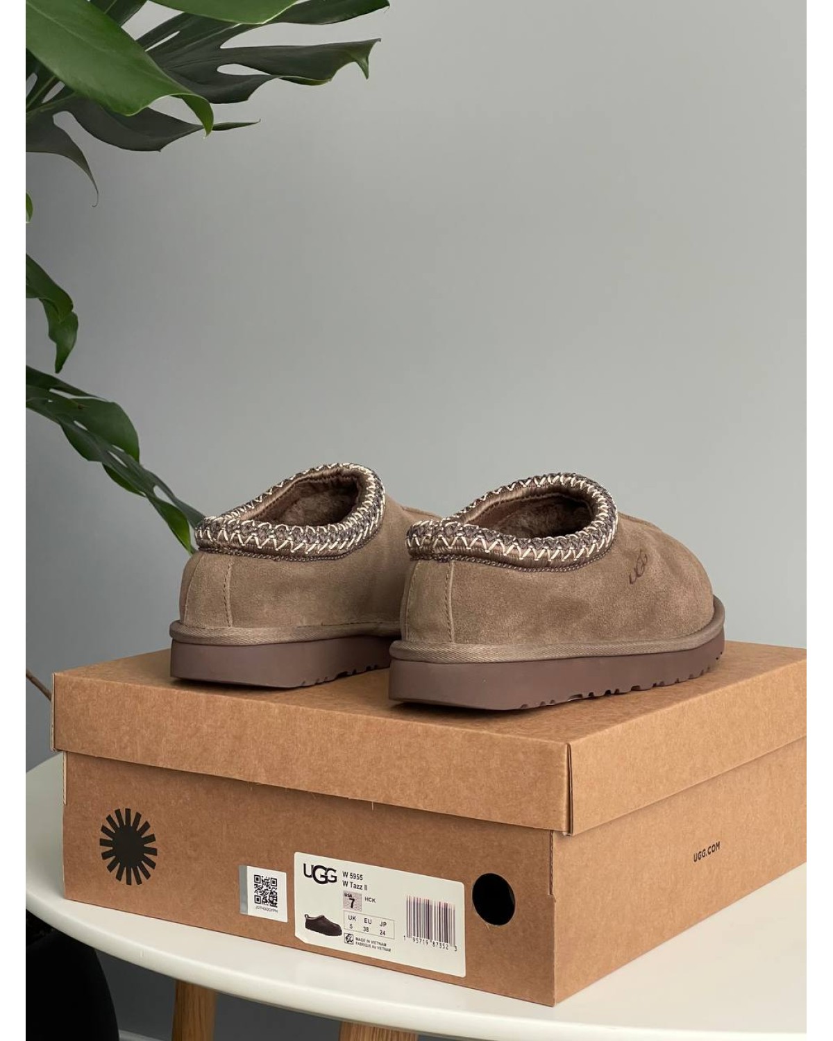 Ugg Tasman II Chocolate Ugg Tasman II Chocolate