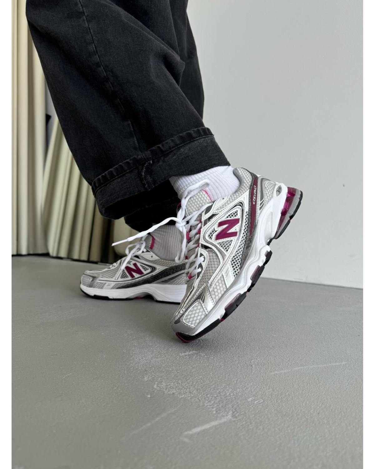 New Balance 1064 Silver/Red New Balance 1064 Silver/Red