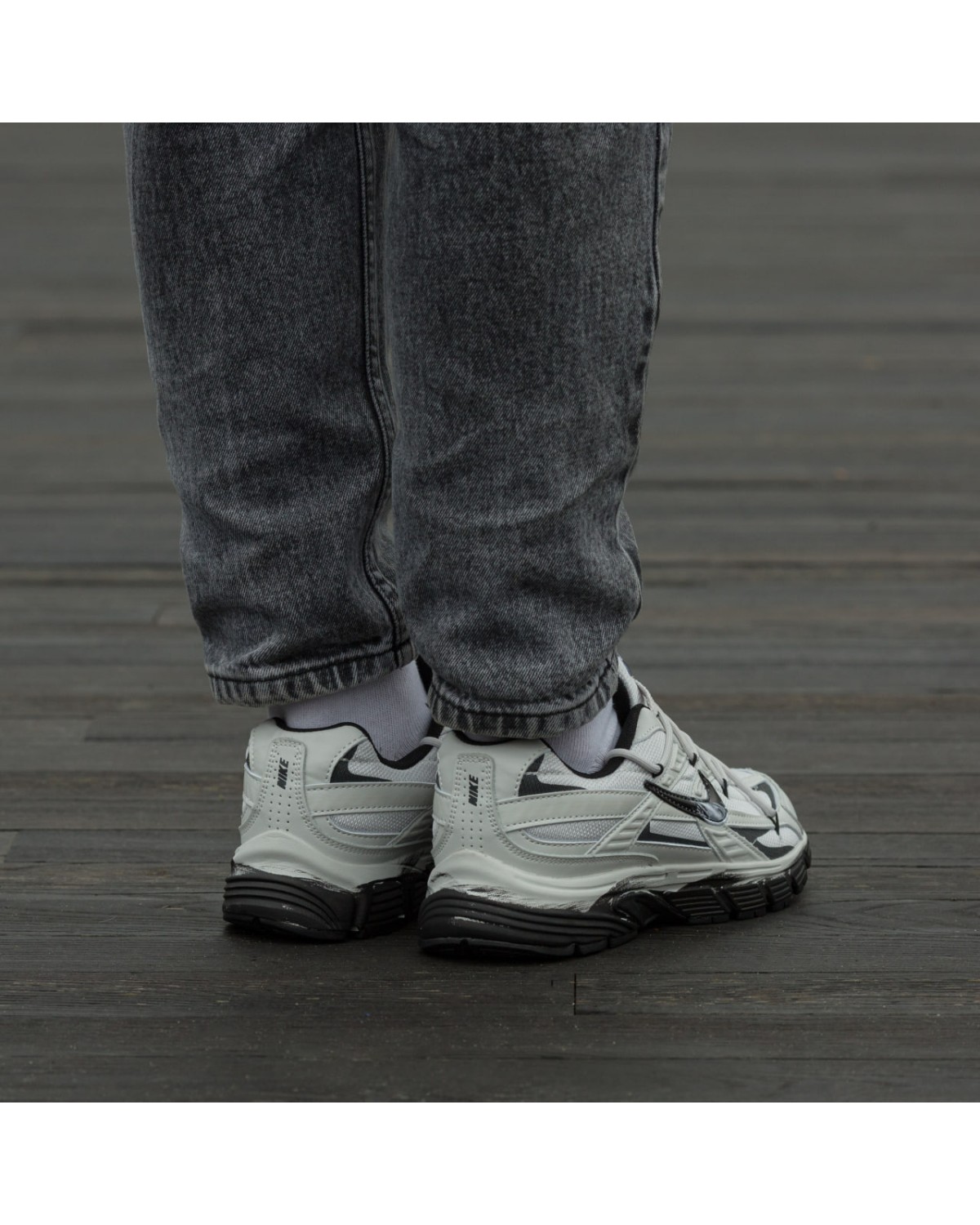 Nike Initiator Custom White Black Nike Initiator Custom White Black