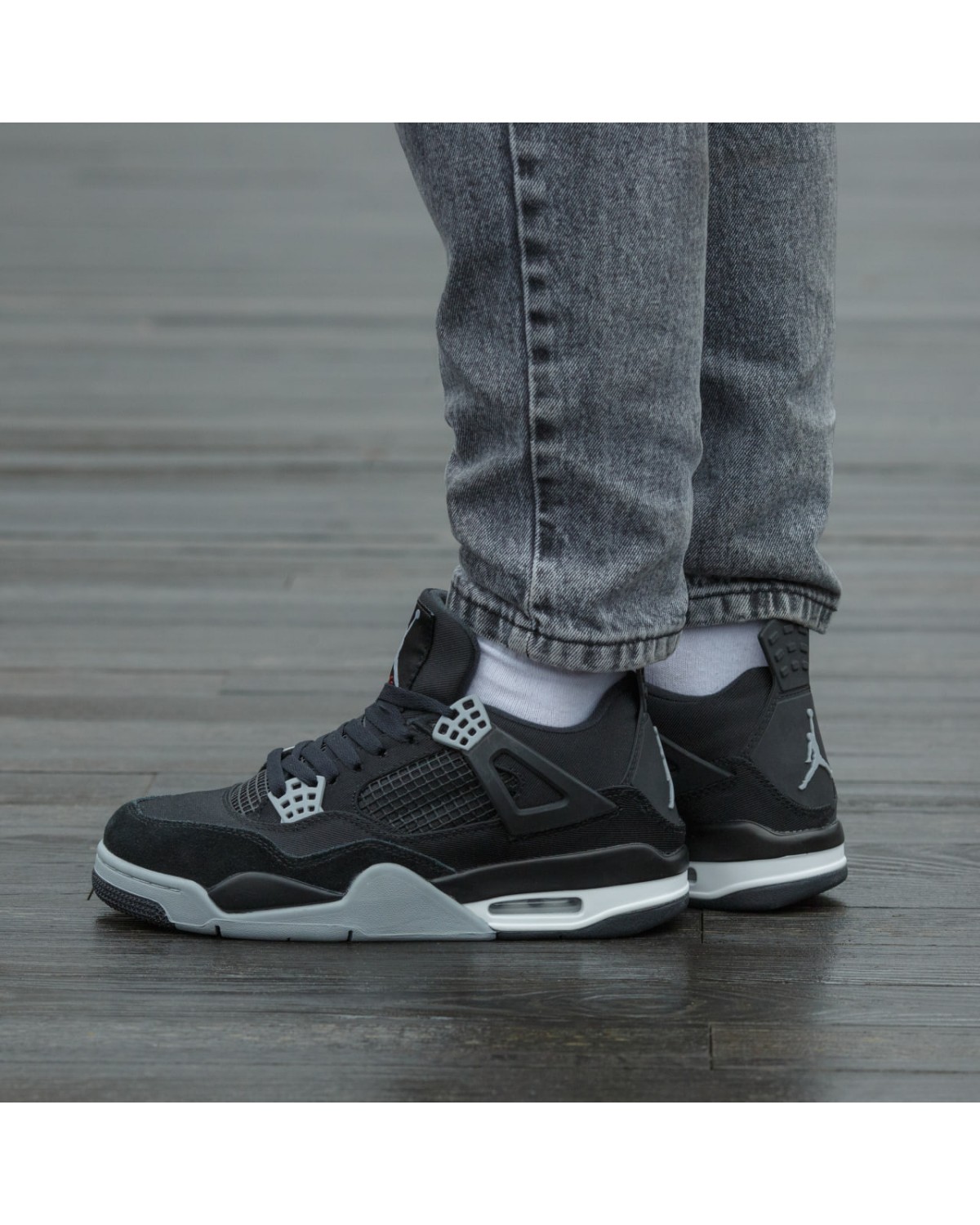 Air Jordan Retro 4 Black