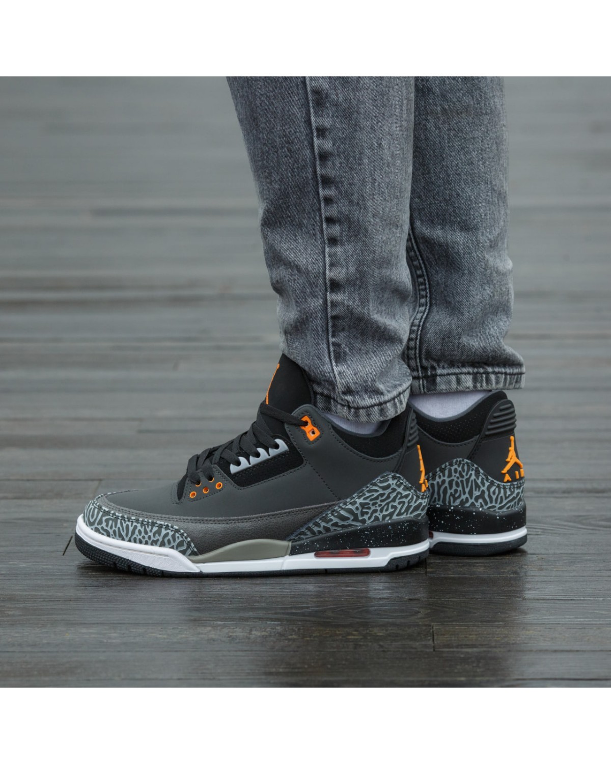 Air Jordan 3 Retro Fear Pack