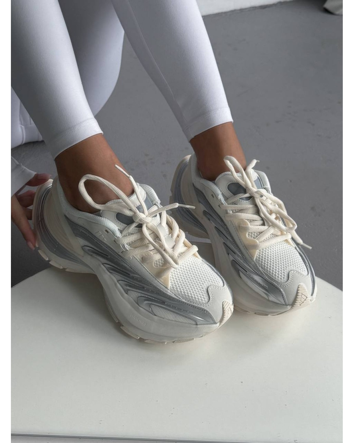 Adidas XLG Metawave "White Grey"